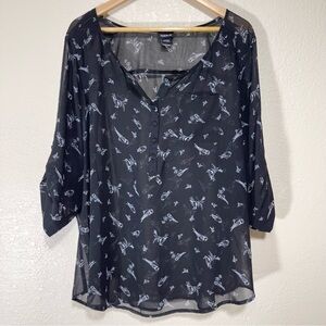 Torrid Sheer Bird Print Button Front Tunic Top Size 2/2X Women